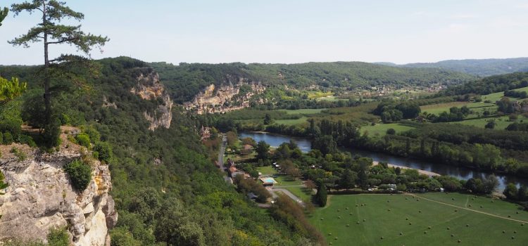 La Roque-Gageac, les jardins de Marqueyssac et un gouffre