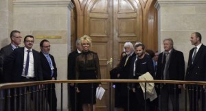 Quand une bimbo défend les animaux, c’est la foire de la vanne